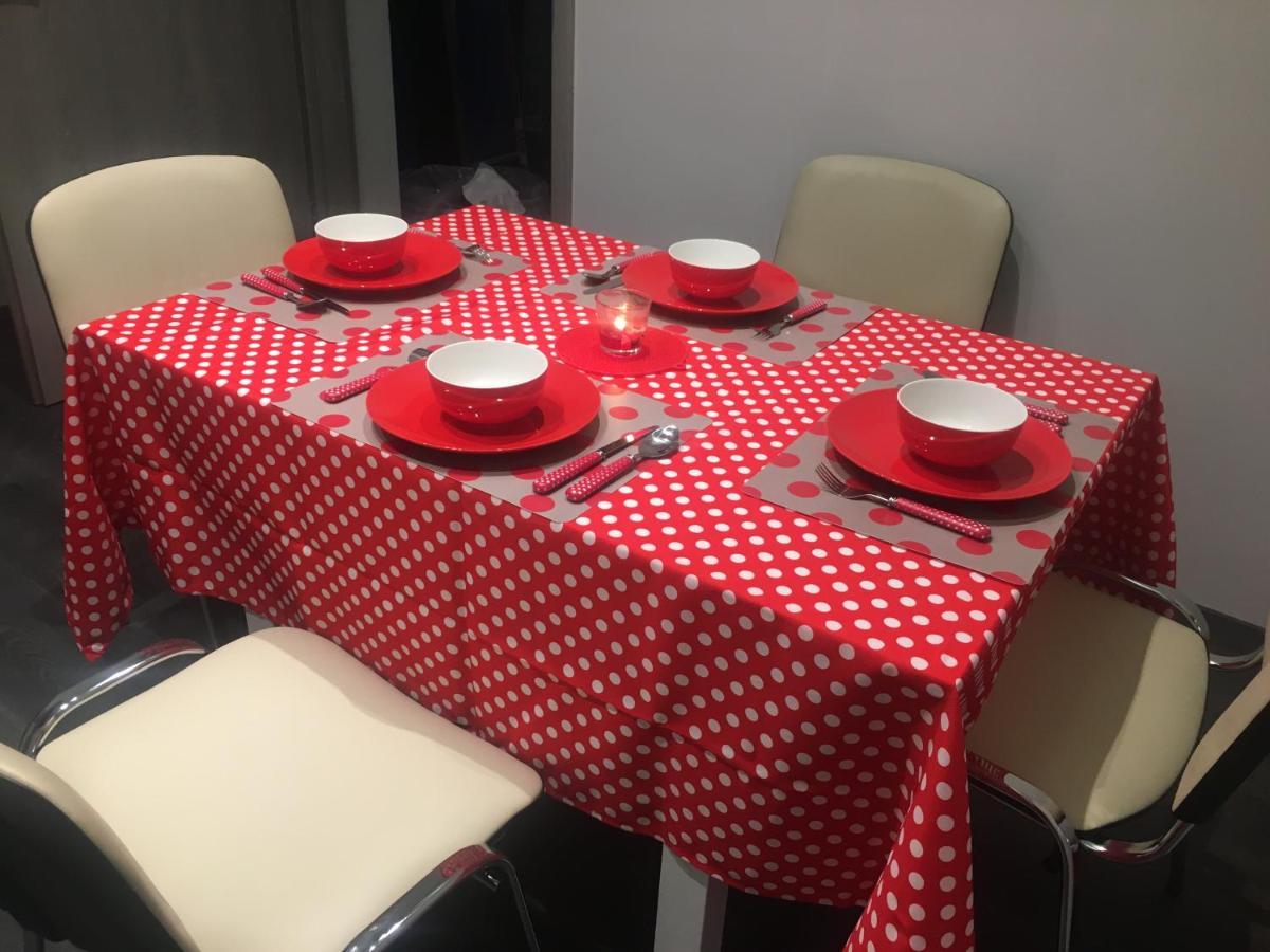 Buckingham Palace Apartman, Debrecen Eksteriør billede