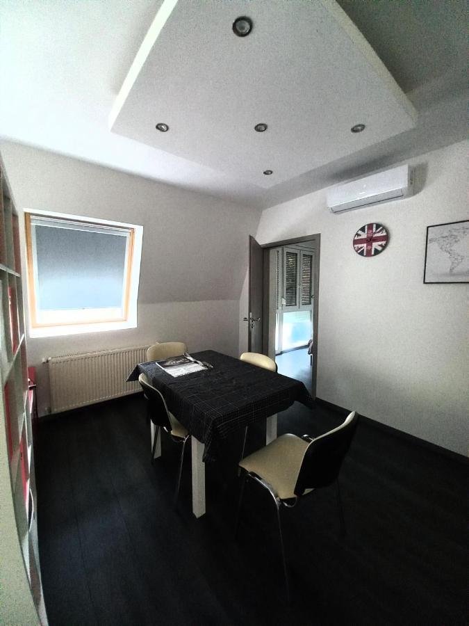 Buckingham Palace Apartman, Debrecen Eksteriør billede