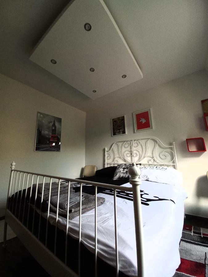 Buckingham Palace Apartman, Debrecen Eksteriør billede